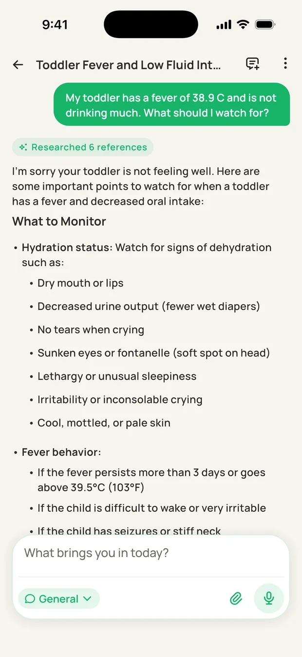 DoctorAI answering a parent whose toddler has a 38.9 °C fever and is not drinking much, with signs of dehydration to watch for.
